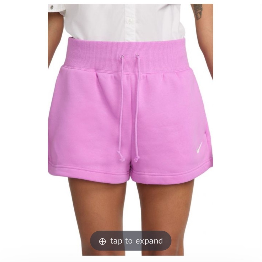 SPORTSWEARS PHOENINX FLEECE HIGH WAISTED LOOSE SHORTS. - Picture 4 of 7